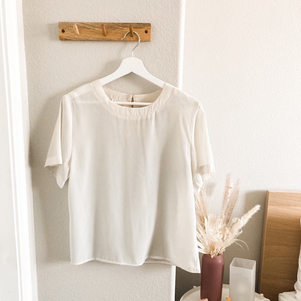 Loose lightweight Flowy Blouse